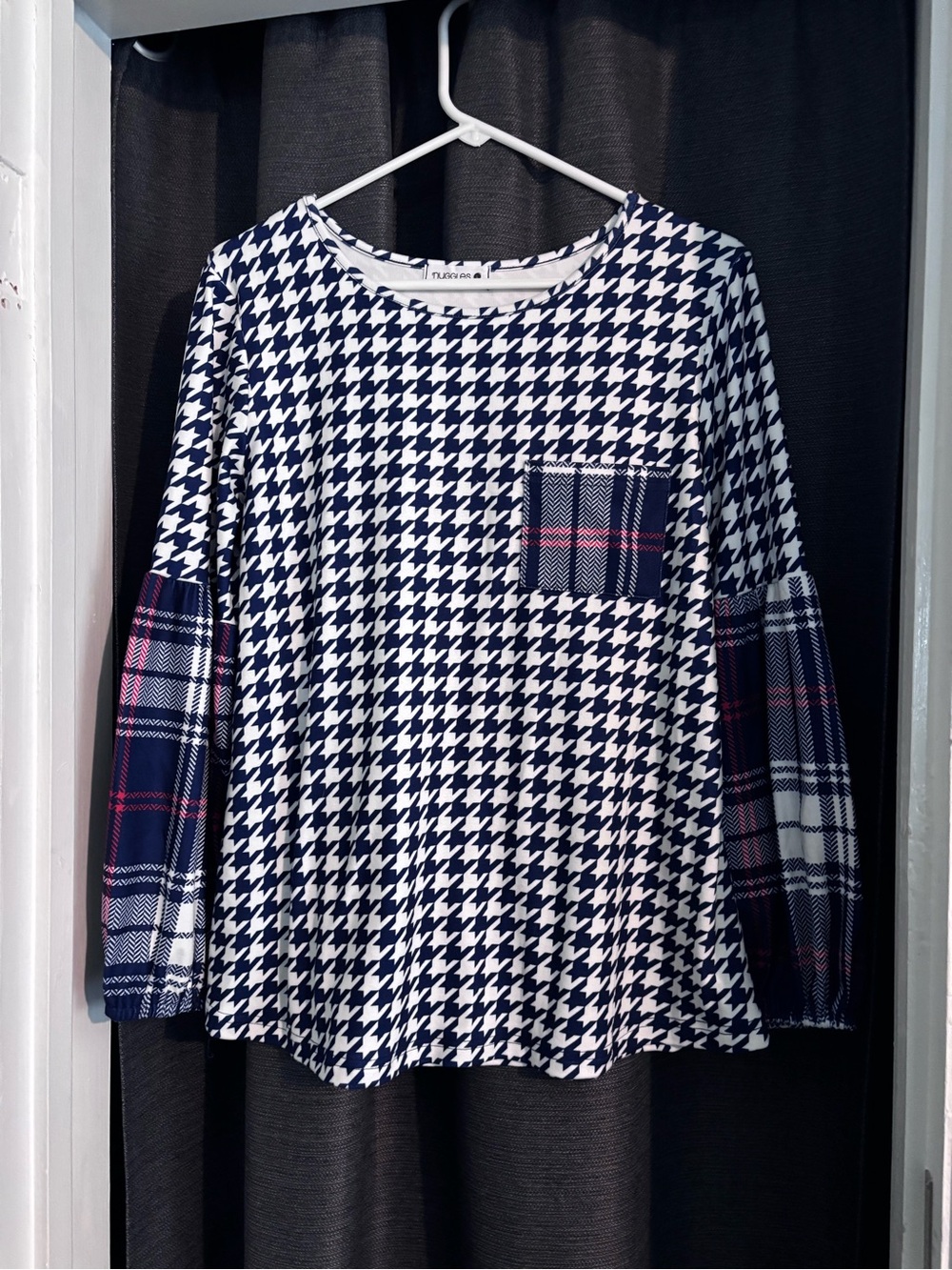 NUGGLES Houndstooth Long-Sleeve Blouse with Sleeve Accents